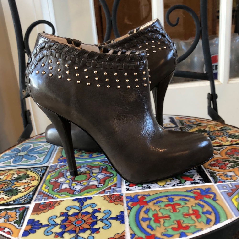 - Enzo Angiolini Eayasim dark taupe ankle boot